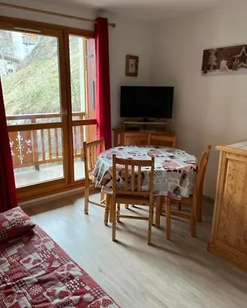 Studio En + Parking